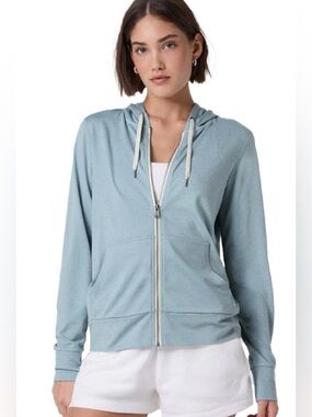 NWT* Vuori Halo Performance 2.0 hoodie- Shade Heather